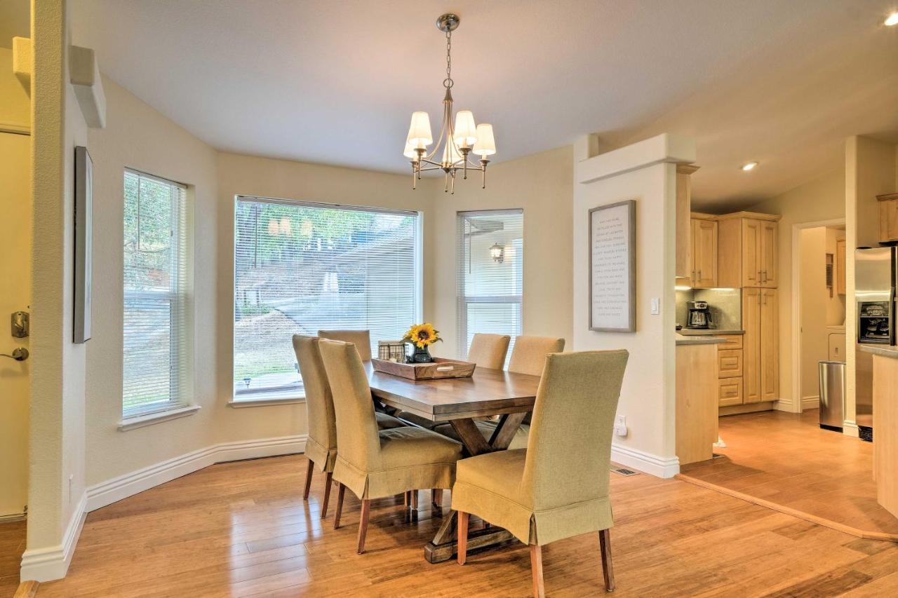 Groveland Gem With Deck, Game Room And Much More! Экстерьер фото