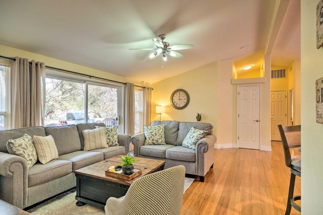 Groveland Gem With Deck, Game Room And Much More! Экстерьер фото