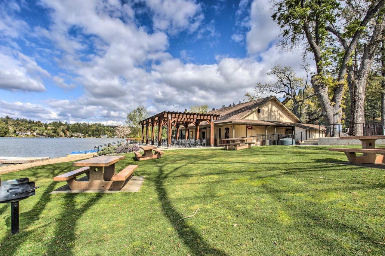 Groveland Gem With Deck, Game Room And Much More! Экстерьер фото